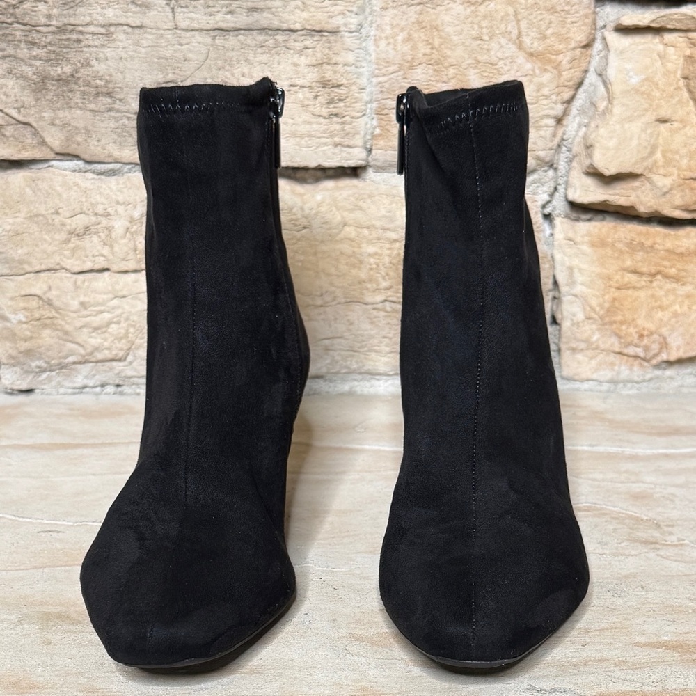 IMPO Black Stretch Ankle Booties -Women's 7.5W Side Zipper‎ Slim Heel Faux Suede
